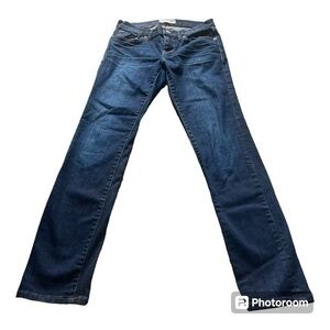 Madewell women’s dark washed denim jeans